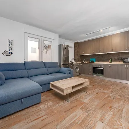 Bergantin Sea View Apartment